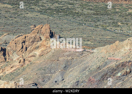 De beaux paysages de caldera et Roques de Garcia. Vue de la chaîne de montagnes entourant le volcan du Teide. Parc National du Teide, Tenerife, Espagne. L Banque D'Images