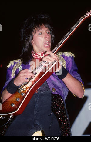 Groupe de rock américain Bon Jovi avec Richie Sambora, le 12 décembre 1985 au Forum de Los Angeles, Californie. Photo : Jeffrey Mayer Banque D'Images