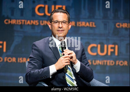 Washington, United States. 09 juillet, 2019. Paul Teller, Assistant spécial du Président pour les affaires législatives, s'exprimant lors de l'Organisation des Chrétiens Pour Israël (CUFI) Sommet de Washington à Washington, DC. Credit : SOPA/Alamy Images Limited Live News Banque D'Images