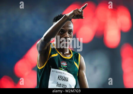 Naples, Italie. 09 juillet 2019. Mokofane Kekana Milton de l'Afrique réagit après la finale hommes 10000m à la 30e Universiade d'été à Naples, Italie, le 9 juillet 2019. Credit : Zheng Huansong/Xinhua/Alamy Live News Banque D'Images