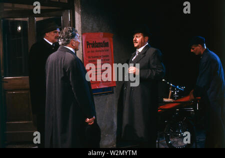 Löwengrube, Fernsehserie, Deutschland 1989 - 1992 Kriminalserie Familienserie,,, acteurs : Gerd Fitz Banque D'Images