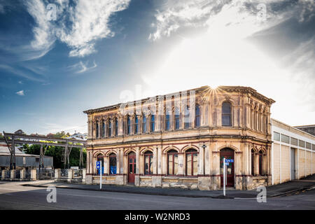 Vieux bâtiment à Oamaru dans l'île du sud de Nouvelle-Zélande. Omaru est le foyer de la punk à vapeur. Banque D'Images