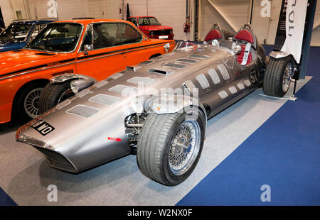 Les trois-quarts Vue de face de la Bentley MkV1 'Gibbs' Sports spécial Gibbs Two-Seater with spécial Bentley exposée au Salon de voitures Londres 2019 Banque D'Images