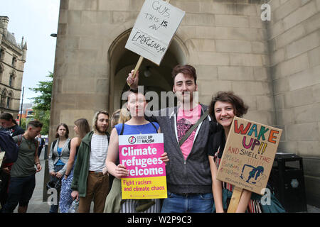 Manchester, UK, 10 juillet, 2019. Manchester Conseil déclare une urgence climatique. La tribune était pleine de militants du climat, l'Extension de l'hôtel de ville de Manchester, Manchester, Royaume-Uni. Crédit : Barbara Cook/Alamy Live News Banque D'Images