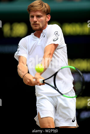 David Goffin lors de son match contre Novak Djokovic au jour 9 des championnats de Wimbledon à l'All England Lawn Tennis et croquet Club, Wimbledon. Banque D'Images