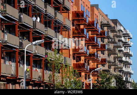 Zaandam, Pays-Bas, zone résidentielle, Vurehoot street, immeubles d'habitation, d'un balcon, Banque D'Images