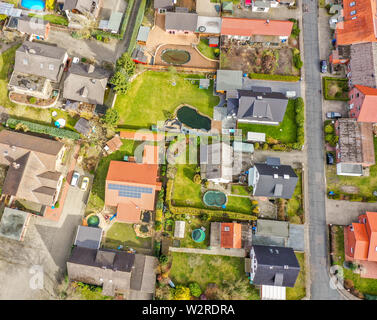 Vue aérienne d'un quartier résidentiel typiquement allemand, prise avec le drone, antenne Banque D'Images