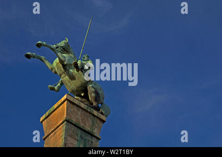 Düsseldorf, nrw / Allemagne - 29 décembre 2012 : le monument lancer ( ulanendenkmal ) de 1929 à la digue du rhin au-Joseph Beuys-Ufer Banque D'Images