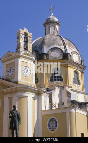 Église de San Michele Arcangelo, corricella, île de Procida, Campanie, Italie Banque D'Images