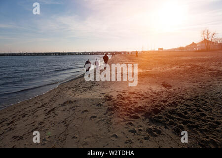 La plage près de la jetée de Sopot, Pologne Banque D'Images