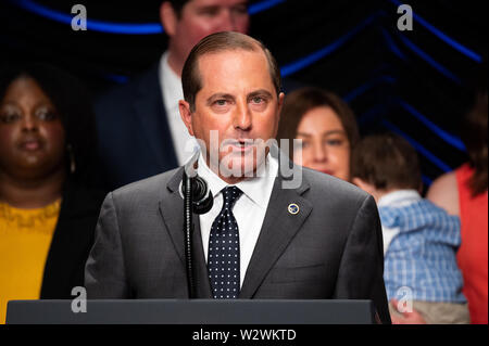 Washington, United States. 10 juillet, 2019. Alex Azar, Secrétaire de la Santé et des Services prend la parole lors d'un événement où le Président Donald Trump a signé un décret pour faire progresser la santé des reins à la Ronald Reagan Building et International Trade Center à Washington, DC. Credit : SOPA/Alamy Images Limited Live News Banque D'Images