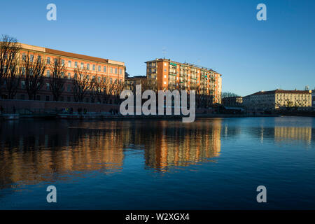 L'Italie, Lombardie, Milan, Navigli Darsena Banque D'Images