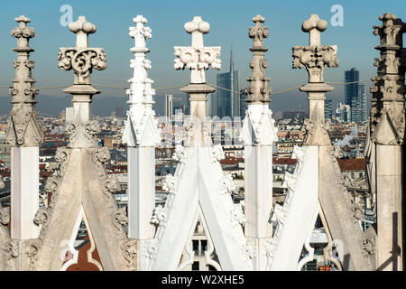 L'Italie, Lombardie, Milan, paysage urbain sur le toit du Duomo Banque D'Images