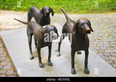 Vilnius, Lituanie - Monument de chiens de chasse chien berger lituanienne. Banque D'Images