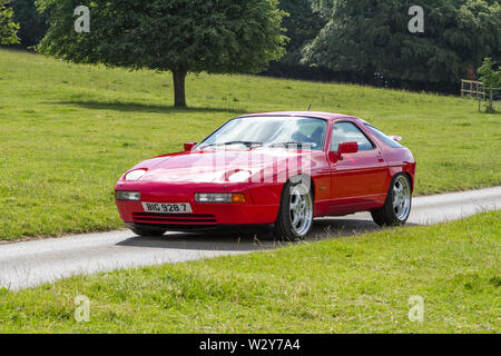 1989 Porsche 928 S Série 4 Auto ; Vintage Classic véhicules restaurés figurant à la Leighton hall festival voiture dans Carnforth, Lancaster, UK Banque D'Images