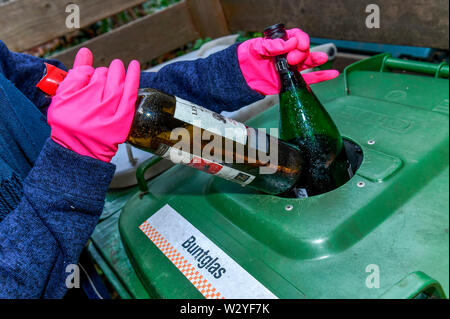 Déchets de verre bin, Berlin, Allemagne Banque D'Images