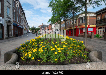 Rue Buttermarket, une rue piétonne dans la ville de Warrington dans le Cheshire. L'ancienne ville industrielle de Warrington, précédemment dans le Lancashire, j Banque D'Images