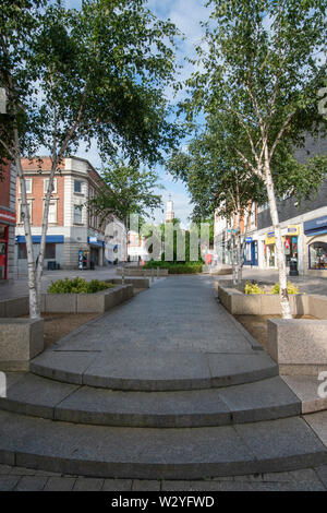 Rue Buttermarket, une rue piétonne dans la ville de Warrington dans le Cheshire. L'ancienne ville industrielle de Warrington, précédemment dans le Lancashire, j Banque D'Images