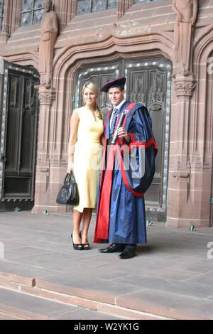 Liverpool, UK Steven Gerrard reçoit à l'Université John Moores de Liverpool Ian crédit Fairbrother/Alamy Stock Photos Banque D'Images