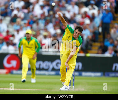 Birmingham, UK. 11 juillet, 2019. Au cours de l'Australie Cummins Pat ICC Cricket World Cup demi-finale entre l'Angleterre et l'Australie à l'Edgbaston le 11 juillet 2019 à Birmingham en Angleterre. Action Crédit : Foto Sport/Alamy Live News Banque D'Images