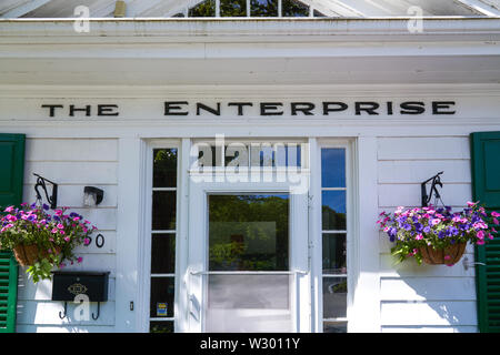 Falmouth, MA - le 15 juin 2019 : l'entreprise est un journal local. Banque D'Images