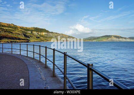 Dorset UK,,Lyme Regis,les crachats et Charmouth de la plage d'East Cliff, Promenade Banque D'Images