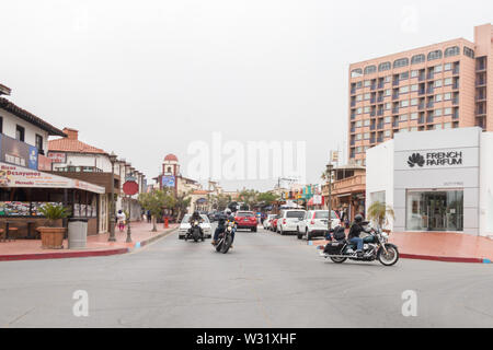 ENSENADA, MEXIQUE - MAI, 31, 2015 : Street view d'Ensenada Mexique, situé à 80 km au sud de San Diego en Basse Californie. Banque D'Images