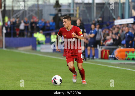 Birkenhead, UK. 11 juillet, 2019. Adam Lewis de Liverpool en action. La pré-saison match amical de football, Tranmere Rovers v Liverpool au Prenton Park à Birkenhead, Wirral le jeudi 11 juillet 2019. Ce droit ne peut être utilisé qu'à des fins rédactionnelles. Usage éditorial uniquement, licence requise pour un usage commercial. Aucune utilisation de pari, de jeux ou d'un seul club/ligue/dvd publications. Photos par Chris Stading/Andrew Orchard la photographie de sport/Alamy live news Crédit : Andrew Orchard la photographie de sport/Alamy Live News Banque D'Images
