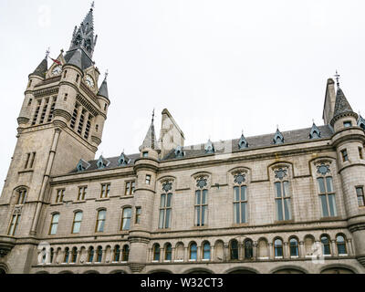 Style classique en granit par James Burn, Aberdeen Sheriff Court et tour de ville, Castle Street, Aberdeen, Écosse, Royaume-Uni Banque D'Images