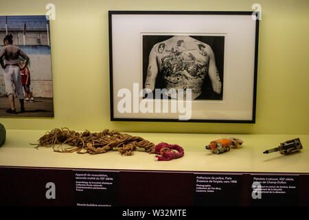 Genève, mars 2019, les choses créées par les détenus en prison, certains aspects de l'incarcération, la Prison exposition, Musée International de la Croix-Rouge et du Croissant-Rouge Banque D'Images