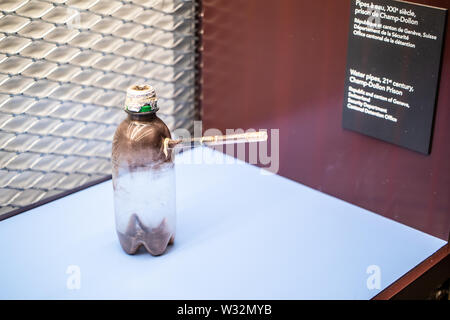 Genève, mars 2019, les choses créées par les détenus en prison, certains aspects de l'incarcération, la Prison exposition, Musée International de la Croix-Rouge et du Croissant-Rouge Banque D'Images