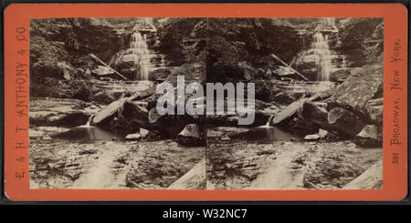 Le Bastion de l'automne, Kauterskill Glen, près de la Maison Laurier, par E & HT Anthony (Entreprise) Banque D'Images