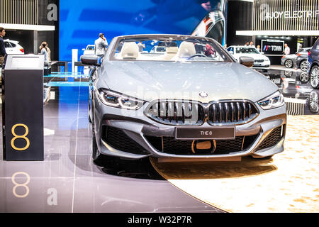 Genève, Suisse, mars 2019 La BMW Série 8 Cabrio 840d, Genève International Motor Show, 8-class cabriolet voiture fabriquée et commercialisée par BMW Banque D'Images