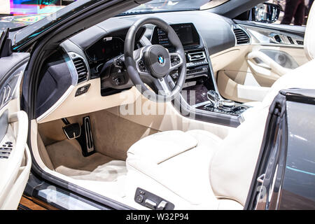 Genève, Suisse, mars 2019 La BMW Série 8 Cabrio 840d, Genève International Motor Show, 8-class cabriolet voiture fabriquée et commercialisée par BMW Banque D'Images