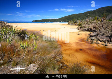 L'estuaire de Onetahuti en parc national Abel Tasman Banque D'Images