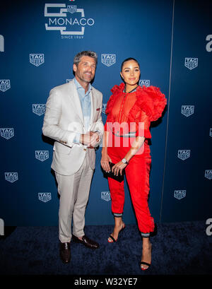 TAG Heuer célèbre 50 Yerars Modèle emblématique de Monaco avec Patrick Dempsey et Olivia Culpo Banque D'Images