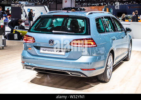 Genève, mars 2019 VW Volkswagen Golf R-Line MK7 MQB 7e gen combi, Salon de Genève, voiture familiale produite par Volkswagen Banque D'Images