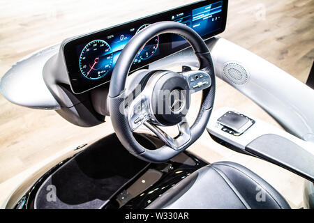 Genève, mars 2019, simulateur de cockpit avec MBUX système multimédia intelligente, Mercedes Benz l'expérience utilisateur, de l'Automobile de Genève Banque D'Images