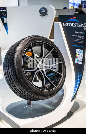 Genève, mars 2019 Vredestein été, hiver, toutes saisons pneu, jante en aluminium avec des pneus tubeless, Genève International Motor Show, produit par Vredestein Banque D'Images