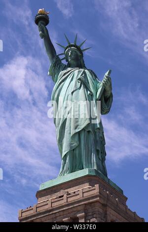 Statue de la liberté, Liberty Island, le port de New York, NY, United States. Banque D'Images