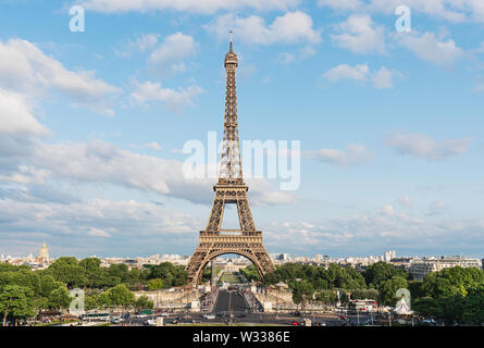 Tour Eiffel, célèbre monument et de destinations de voyage en France, Paris Banque D'Images