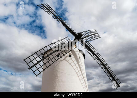 Moulin de Don Quichotte dans la Manche. L'Espagne. Banque D'Images