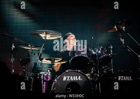 Copenhague, Danemark. 11 juillet, 2019. Copenhague, Danemark. Juillet 11th, 2019. Le groupe de heavy metal américain Metallica effectue des concerts en direct à Telia Parken de Copenhague. Ici le batteur Lars Ulrich est vu sur scène. (Photo crédit : Gonzales Photo/Alamy Live News Banque D'Images