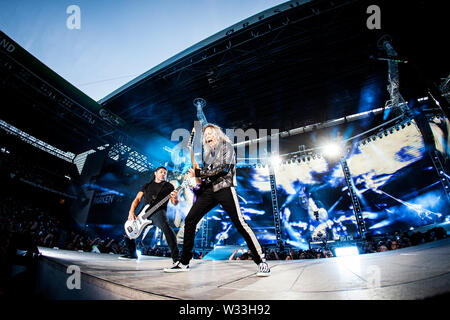 Copenhague, Danemark. 11 juillet, 2019. Copenhague, Danemark. Juillet 11th, 2019. Le groupe de heavy metal américain Metallica effectue des concerts en direct à Telia Parken de Copenhague. Ici le guitariste Kirk Hammett est vu sur scène. (Photo crédit : Gonzales Photo/Alamy Live News Banque D'Images