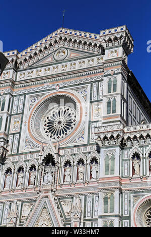 FLORENCE, ITALIE - 27 août 2018 : la cathédrale de Florence (Il Duomo di Firenze) Le 27 août 2018 à Florence, en Italie. Florence est la plus grande ville de tus Banque D'Images