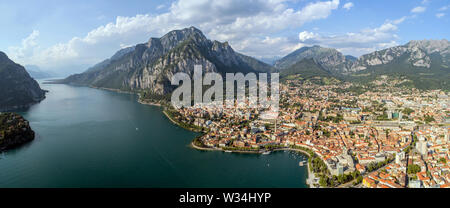 Vue panoramique de la ville de Lecco Banque D'Images