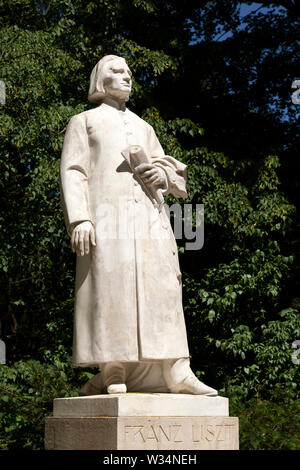 Statue de Franz Liszt à Weimar, Allemagne. Liszt est un célèbre compositeur et pianiste. Banque D'Images