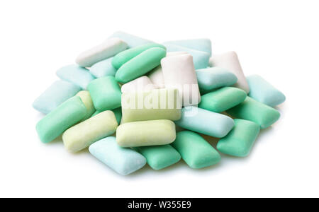 Tas de sans-sucre divers morceaux de chewing-gum menthe isolated on white Banque D'Images