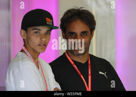 Silverstone, UK. 12 juillet, 2019. &# Xa9 ; Photo4/LaPresse12/07/2019 Silverstone, Angleterre Sport Grand Prix de Formule 1 en 2019 en Angleterre le pic : Juan Pablo Montoya (COL) avec son fils Sébastien Montoya Crédit : LaPresse/Alamy Live News Banque D'Images