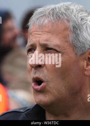 Hardheim, Allemagne. 12 juillet, 2019. L'entraîneur Lucien Favre Dortmund est sur le terrain avant le match. Credit : Karl-Josef Opim/dpa/Alamy Live News Banque D'Images